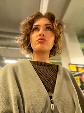 KellyKeler online show from 9, 11, 2025