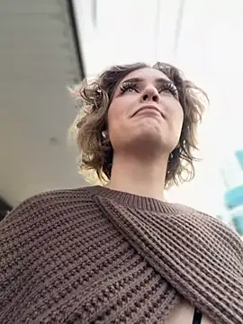 KellyKeler online show from 8, 11, 2025