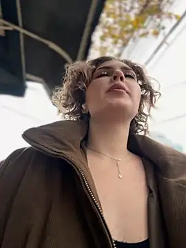 KellyKeler online show from 15, 11, 2025