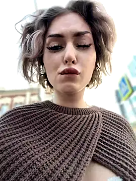 KellyKeler online show from 6, 11, 2025