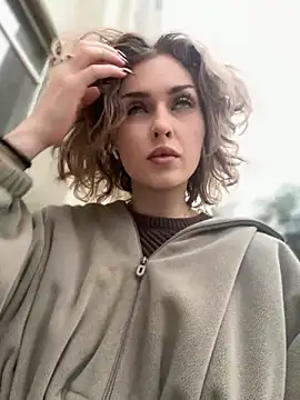 KellyKeler online show from 18, 10, 2025