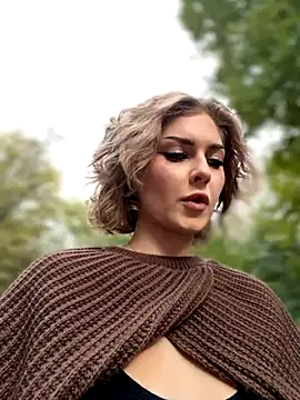 KellyKeler online show from 12, 10, 2025