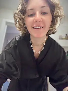 Snapshot of KellyKeler chatting on 1, 7, 2026 KellyKeler online show from 1, 7, 2026