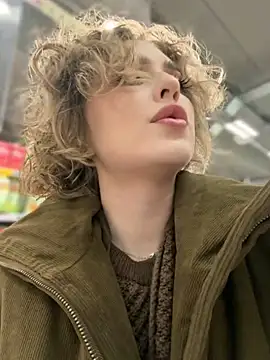 KellyKeler online show from 14, 11, 2025