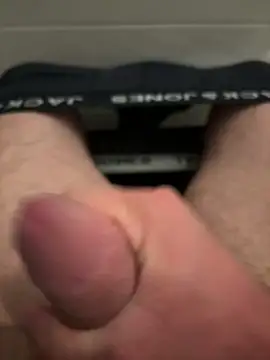 hugehairycock 98 online show from 9, 4, 2026