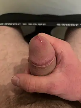 hugehairycock 98 online show from 27, 4, 2026
