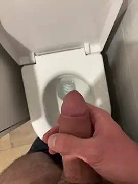 hugehairycock 98 online show from 30, 11, 2025