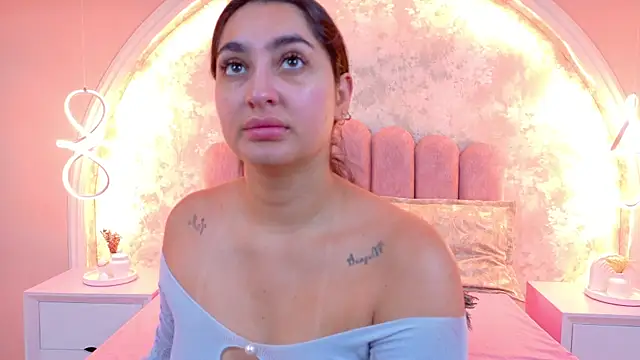 JasmineRhodes online show from 10, 4, 2026