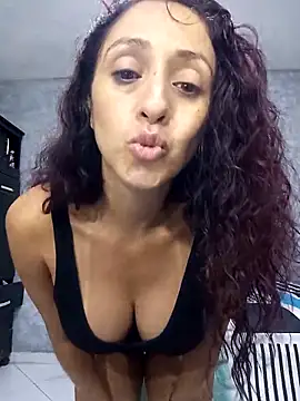 KimScarleth online show from 18, 10, 2025