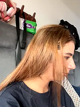 AllieYourGirl online show from 9, 10, 2025