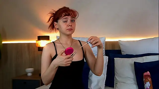 Nora  Ray online show from 31, 5, 2026