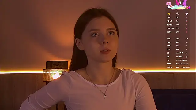 Nora  Ray online show from 23, 9, 2025