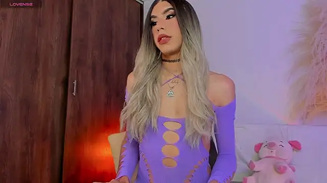 Samantha Magic online show from 17, 9, 2025