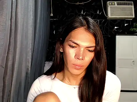 Snapshot of ladyhotcuming chatting on 4, 6, 2026 ladyhotcuming online show from 4, 6, 2026