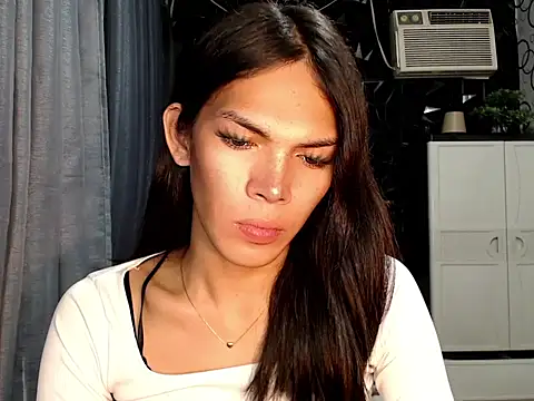Snapshot of ladyhotcuming chatting on 15, 6, 2026 ladyhotcuming online show from 15, 6, 2026