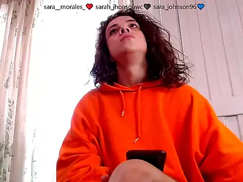 Snapshot of saara_johnson496 chatting on 2, 12, 2025 saara johnson496 online show from 2, 12, 2025