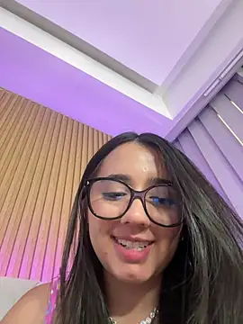 Michelle Zoe online show from 23, 5, 2026