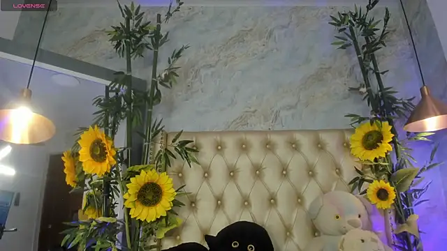 Snapshot of LittleeJaz chatting on 15, 6, 2026 LittleeJaz online show from 15, 6, 2026