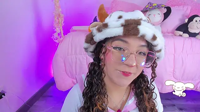 hannacutegod online show from 10, 11, 2025