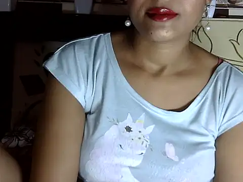 hotee bhabi online show from 8, 9, 2025