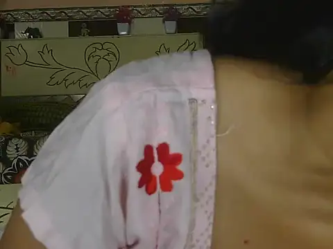Snapshot of hotee_bhabi chatting on 9, 6, 2026 hotee bhabi online show from 9, 6, 2026