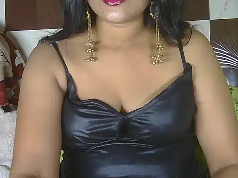 Snapshot of hotee_bhabi chatting on 12, 7, 2026 hotee bhabi online show from 12, 7, 2026