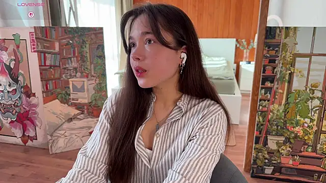 Snapshot of PlumyBun chatting on 10, 4, 2026 PlumyBun online show from 10, 4, 2026