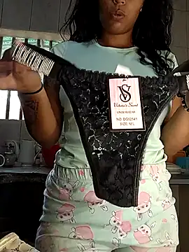 Fernanda30 online show from 17, 12, 2025