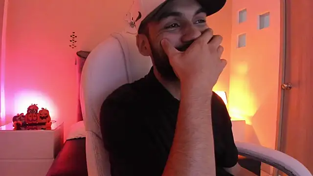 Snapshot of Ryan_Jackson_ chatting on 4, 10, 2025 Ryan Jackson online show from 4, 10, 2025