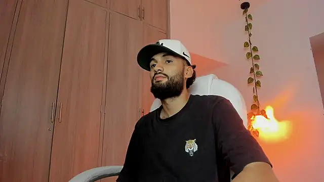 Snapshot of Ryan_Jackson_ chatting on 9, 9, 2025 Ryan Jackson online show from 9, 9, 2025