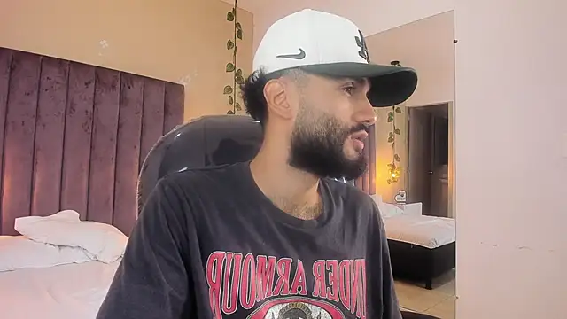 Snapshot of Ryan_Jackson_ chatting on 21, 11, 2025 Ryan Jackson online show from 21, 11, 2025