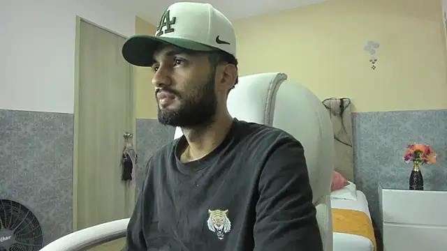 Snapshot of Ryan_Jackson_ chatting on 4, 10, 2025 Ryan Jackson online show from 4, 10, 2025