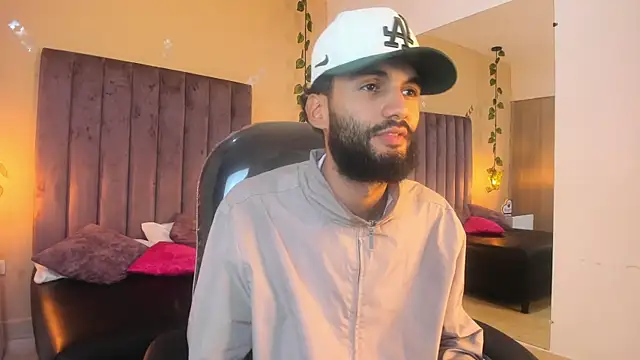 Snapshot of Ryan_Jackson_ chatting on 17, 11, 2025 Ryan Jackson online show from 17, 11, 2025