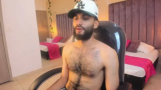 Snapshot of Ryan_Jackson_ chatting on 14, 11, 2025 Ryan Jackson online show from 14, 11, 2025