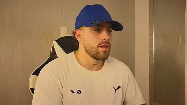 Snapshot of Ades_Lowe chatting on 14, 11, 2025 Ades Lowe online show from 14, 11, 2025