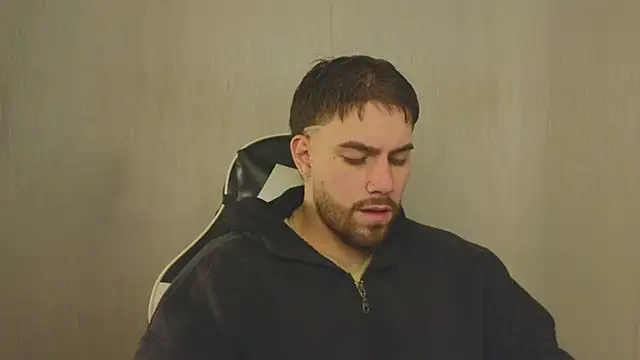 Snapshot of Ades_Lowe chatting on 26, 10, 2025 Ades Lowe online show from 26, 10, 2025