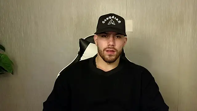 Snapshot of Ades_Lowe chatting on 21, 10, 2025 Ades Lowe online show from 21, 10, 2025