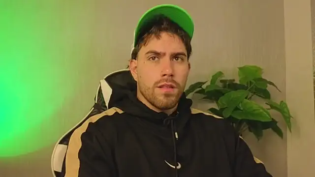 Ades Lowe online show from 18, 12, 2025