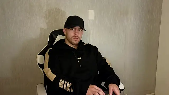 Snapshot of Ades_Lowe chatting on 10, 10, 2025 Ades Lowe online show from 10, 10, 2025