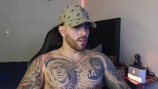 Snapshot of Ades_Lowe chatting on 7, 2, 2026 Ades Lowe online show from 7, 2, 2026