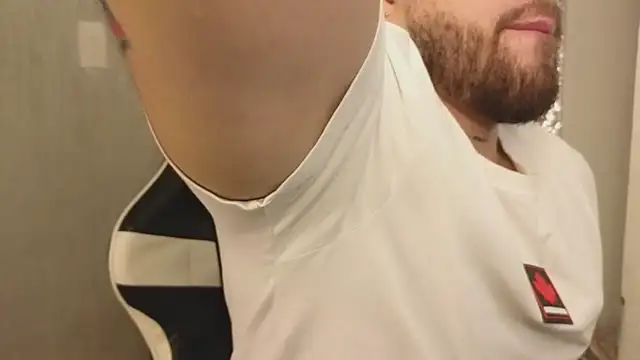 Snapshot of Ades_Lowe chatting on 6, 11, 2025 Ades Lowe online show from 6, 11, 2025