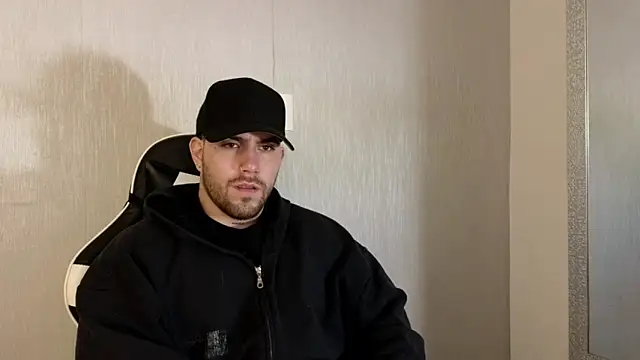 Snapshot of Ades_Lowe chatting on 3, 10, 2025 Ades Lowe online show from 3, 10, 2025