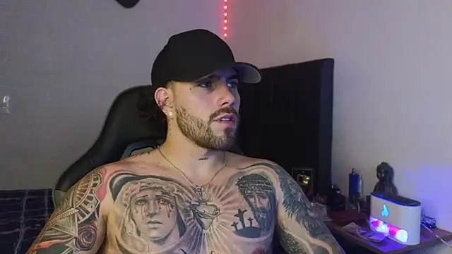 Snapshot of Ades_Lowe chatting on 12, 2, 2026 Ades Lowe online show from 12, 2, 2026