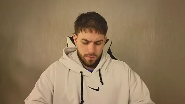 Snapshot of Ades_Lowe chatting on 7, 11, 2025 Ades Lowe online show from 7, 11, 2025