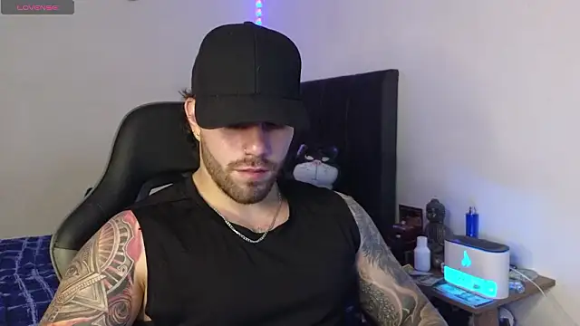 Snapshot of Ades_Lowe chatting on 28, 2, 2026 Ades Lowe online show from 28, 2, 2026