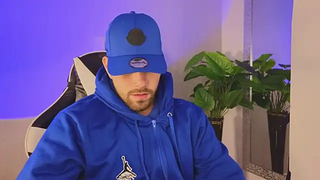 Snapshot of Ades_Lowe chatting on 30, 11, 2025 Ades Lowe online show from 30, 11, 2025