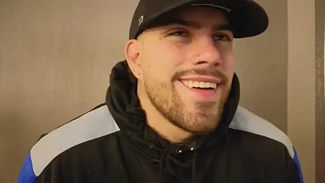 Snapshot of Ades_Lowe chatting on 11, 11, 2025 Ades Lowe online show from 11, 11, 2025