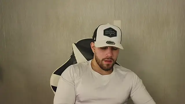 Snapshot of Ades_Lowe chatting on 30, 10, 2025 Ades Lowe online show from 30, 10, 2025