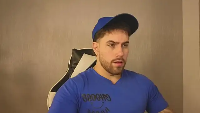 Snapshot of Ades_Lowe chatting on 12, 11, 2025 Ades Lowe online show from 12, 11, 2025