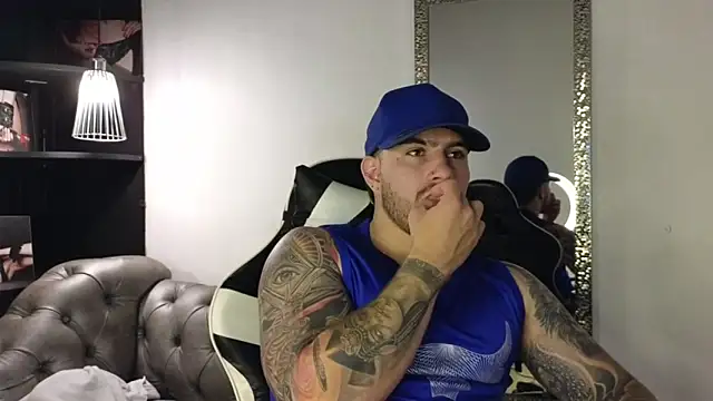 Snapshot of Ades_Lowe chatting on 17, 10, 2025 Ades Lowe online show from 17, 10, 2025